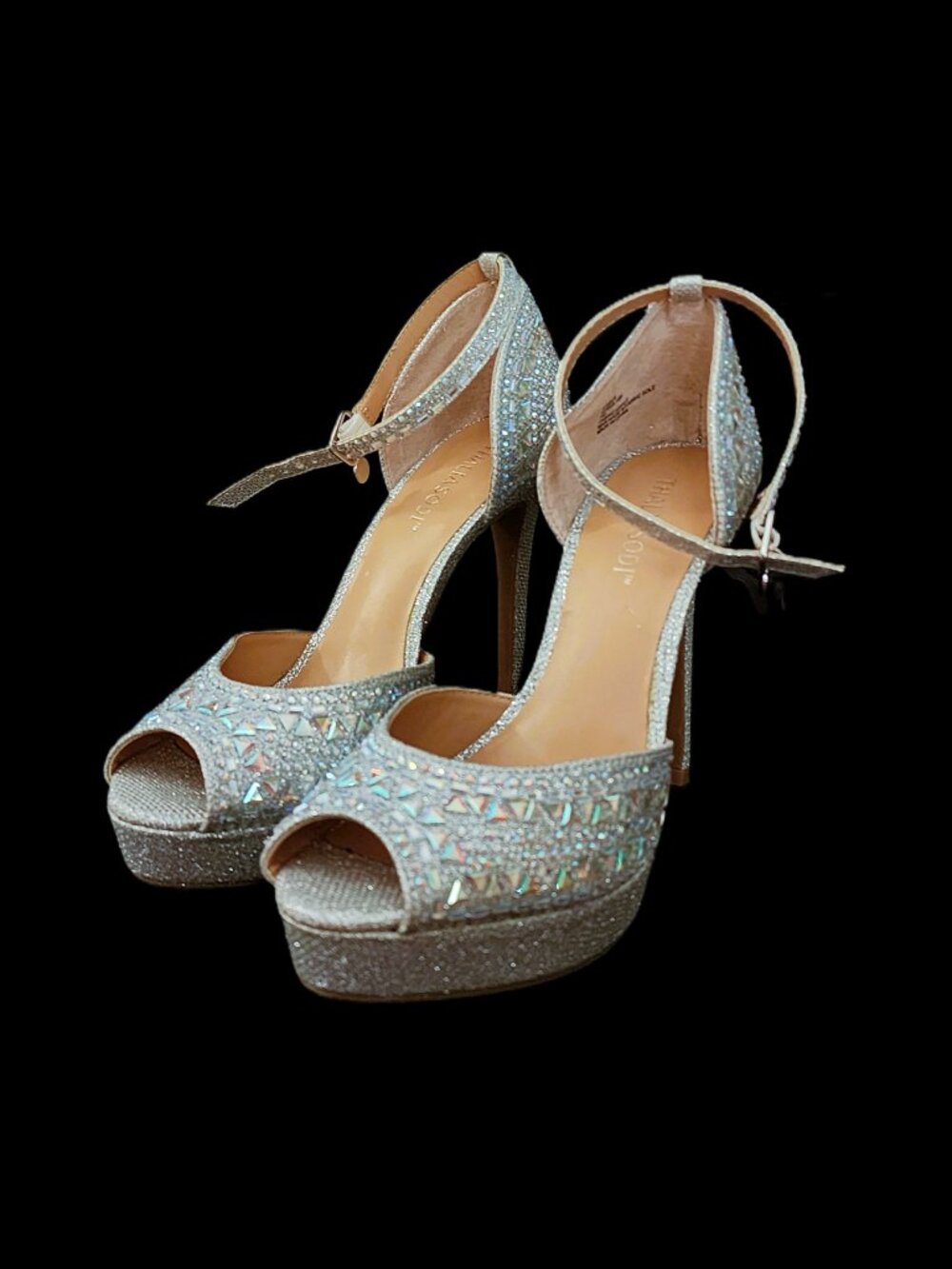 NWOT Thalia Sodi Chace Rhinestone Peep Toe Platform Pumps Silver 7M